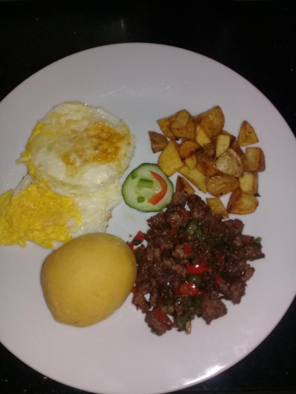 Upper Room Guest House Francistown Ngoại thất bức ảnh