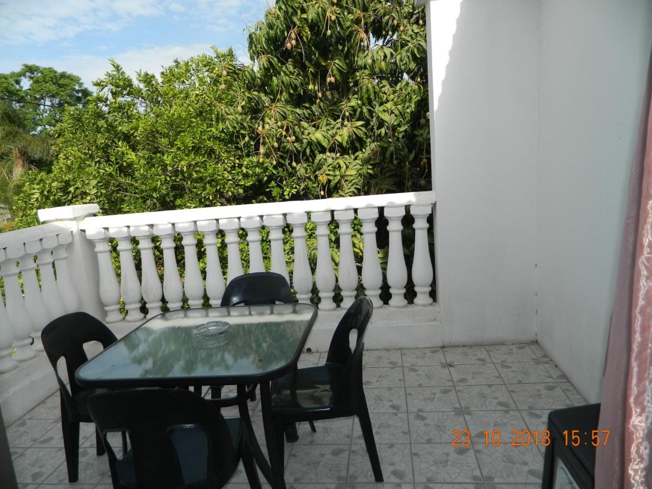 Upper Room Guest House Francistown Ngoại thất bức ảnh