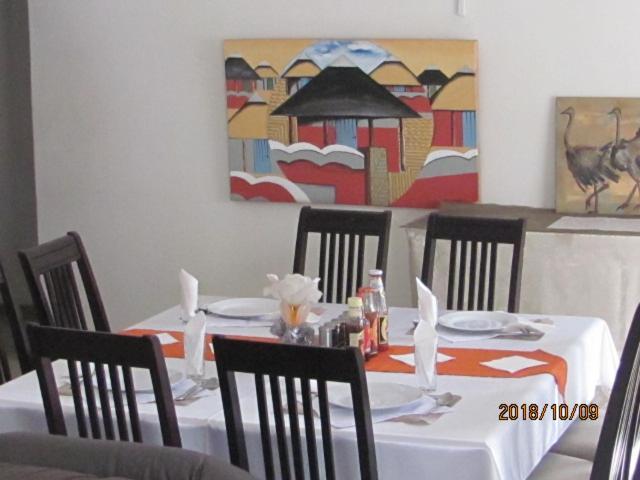 Upper Room Guest House Francistown Ngoại thất bức ảnh