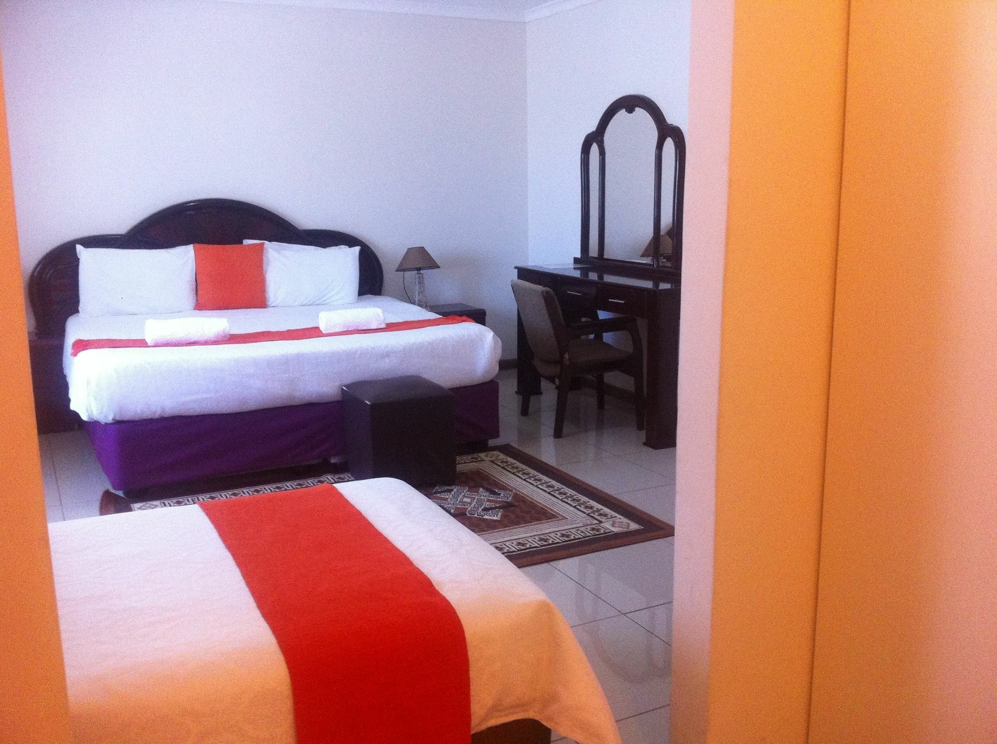 Upper Room Guest House Francistown Ngoại thất bức ảnh